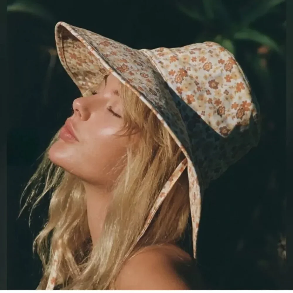 NWT Lack of Color Holiday Sun Hat Peach Bloom Cotton Bucket